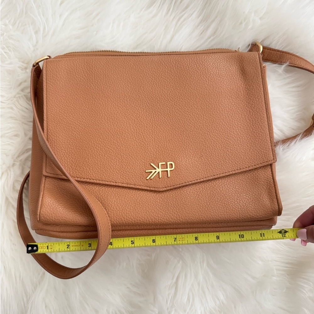 Freshly Picked Butterscotch Crossbody Bag - Picture 12 of 13